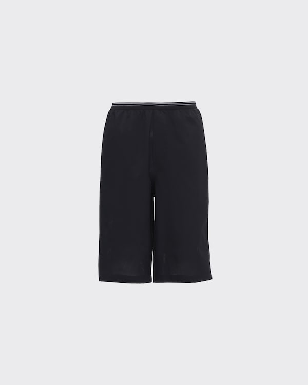 Bermuda en tissu technique stretch léger Bermuda en tissu technique stretch léger