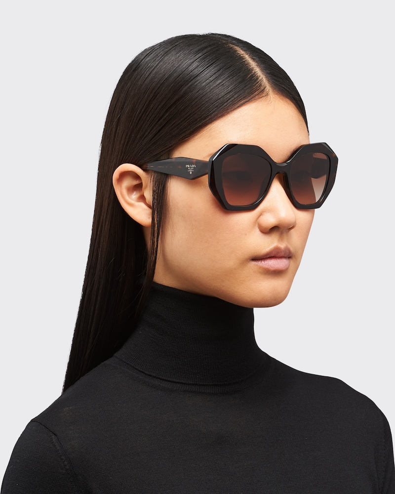 prada lunette soleil