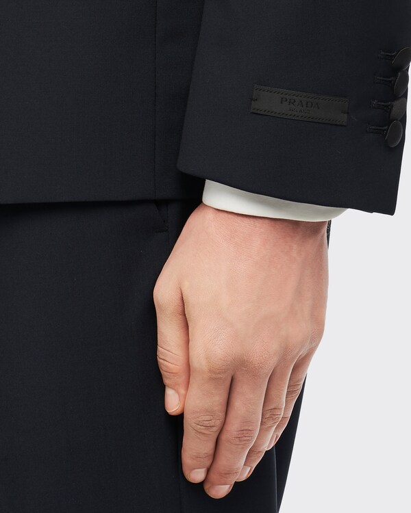 Smoking aus Wolle und Mohair Smoking aus Wolle und Mohair