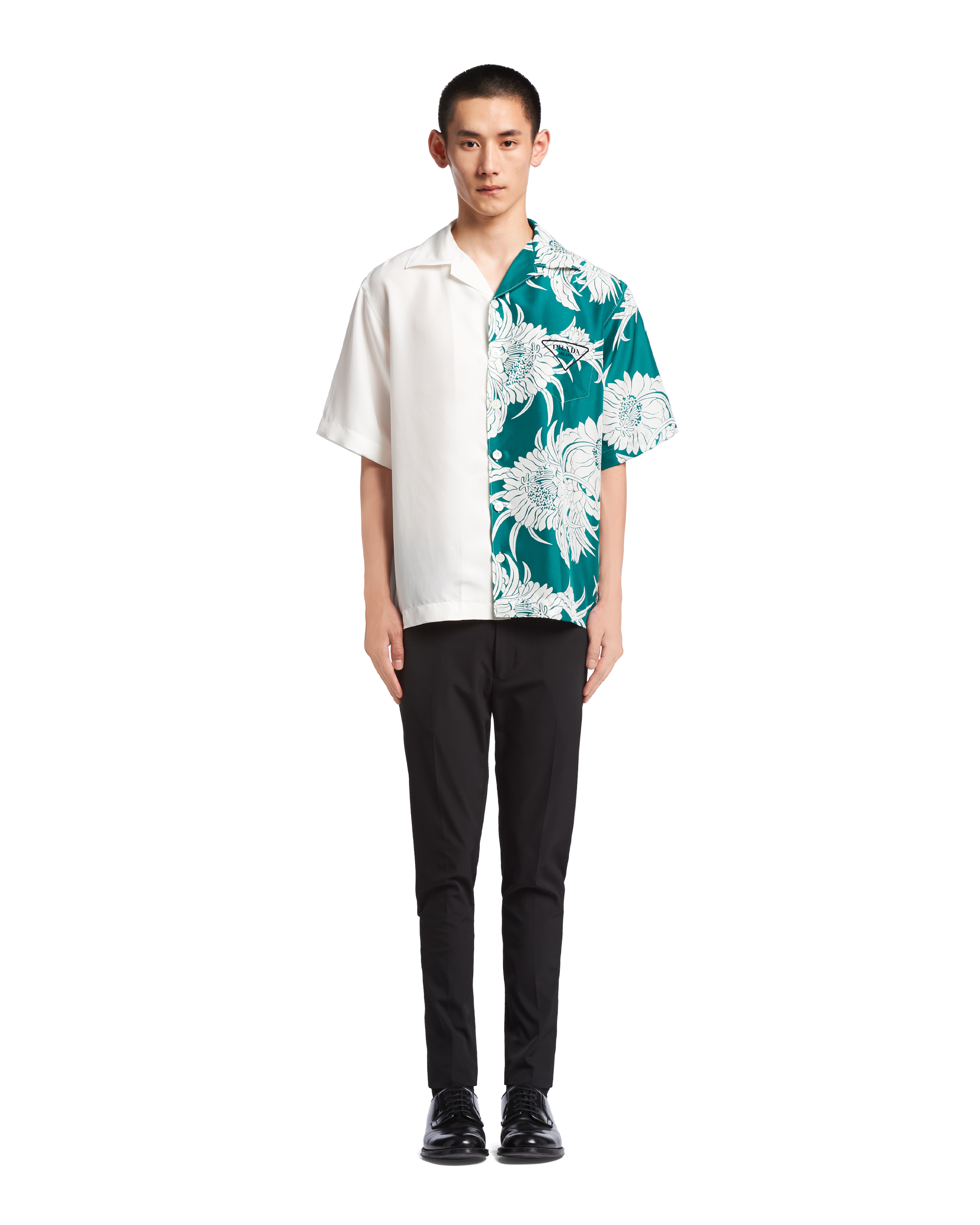 Prada pr080s store