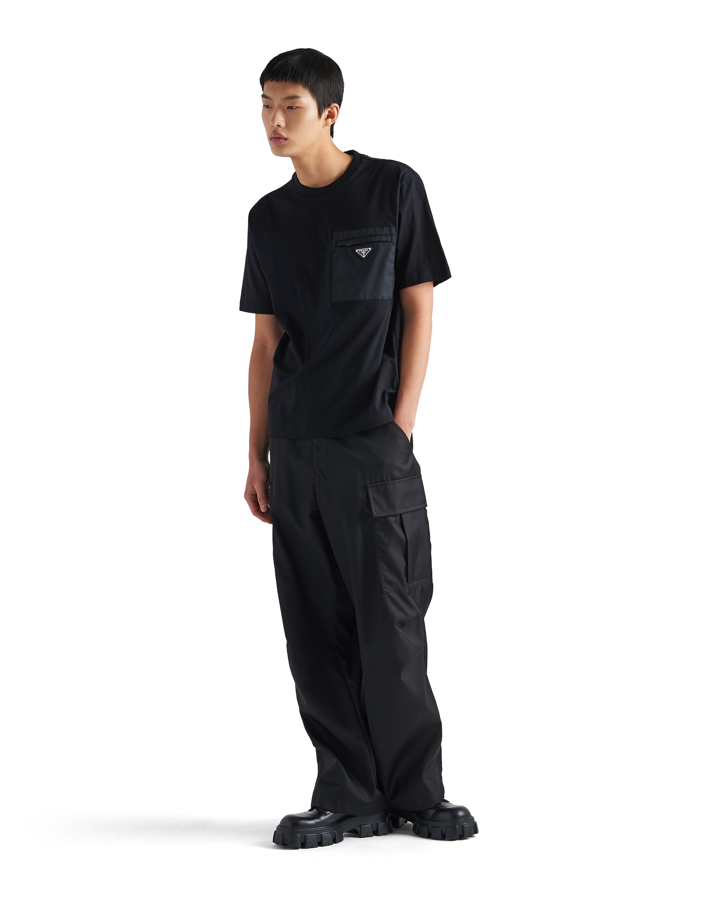 Prada Mens Black Re-nylon Logo-plaque Cotton-jersey T-shirt Xxl In Black