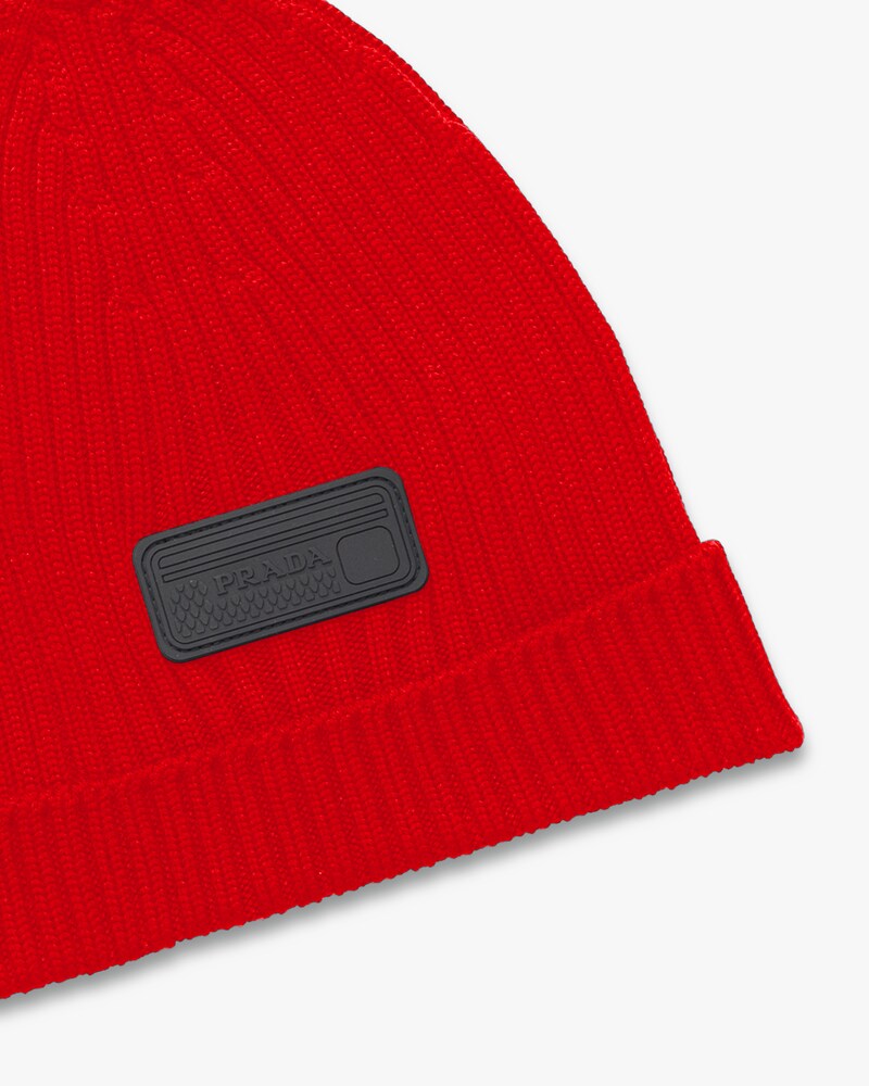 prada hat beanie