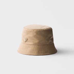 Hats and gloves Hats and gloves