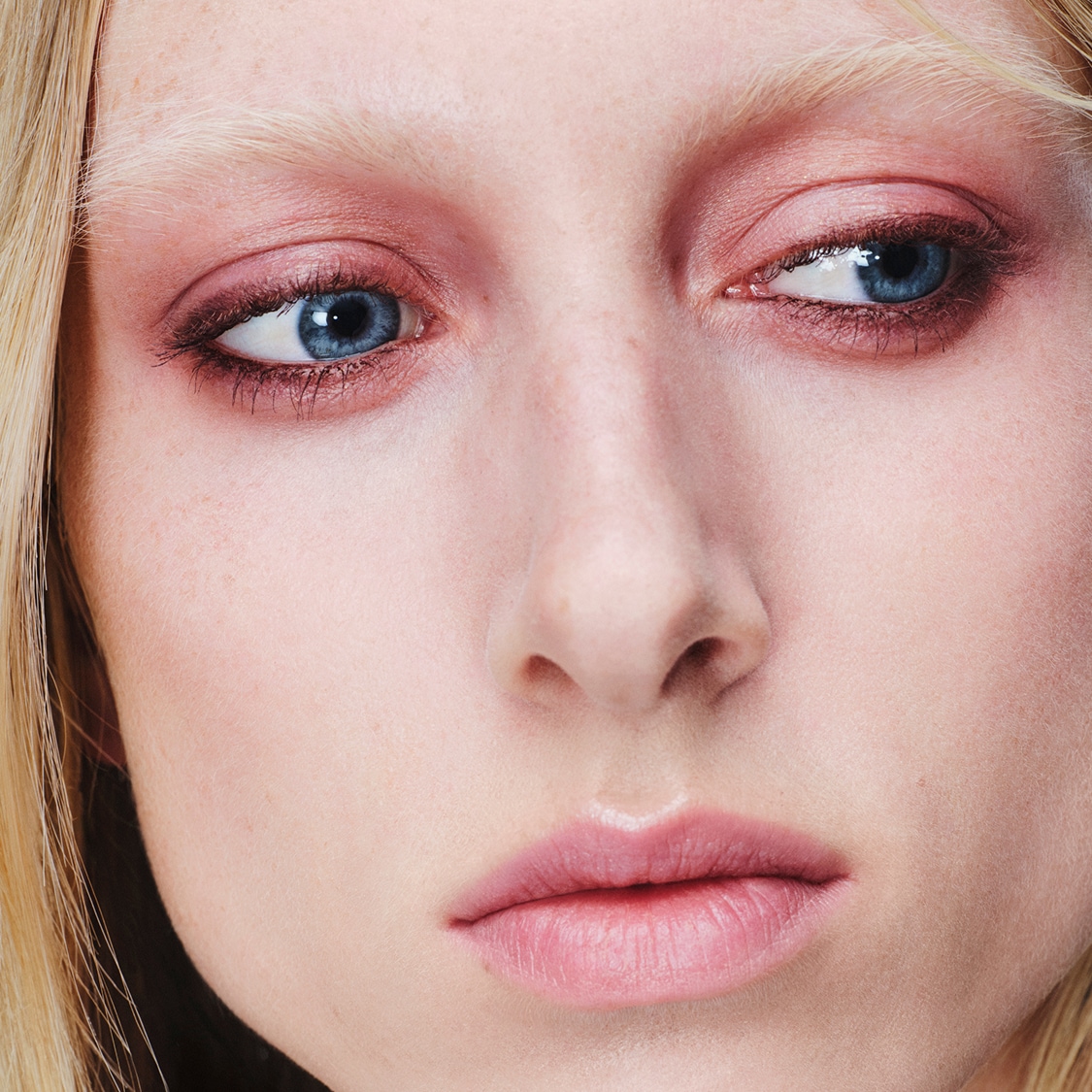 Prada Beauty Eyes Prada Beauty Eyes